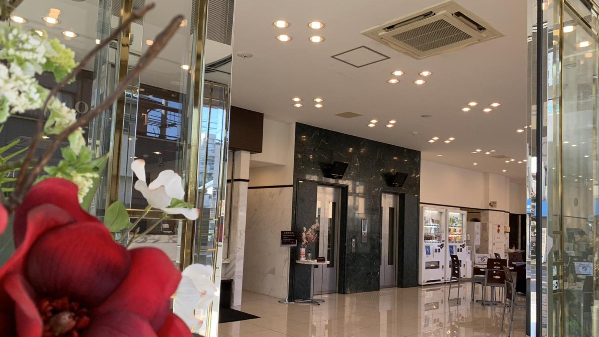Toyoko Inn Yokohama-Sen Fuchinobe-Eki Minami-Guchi Sagamihara Exterior photo