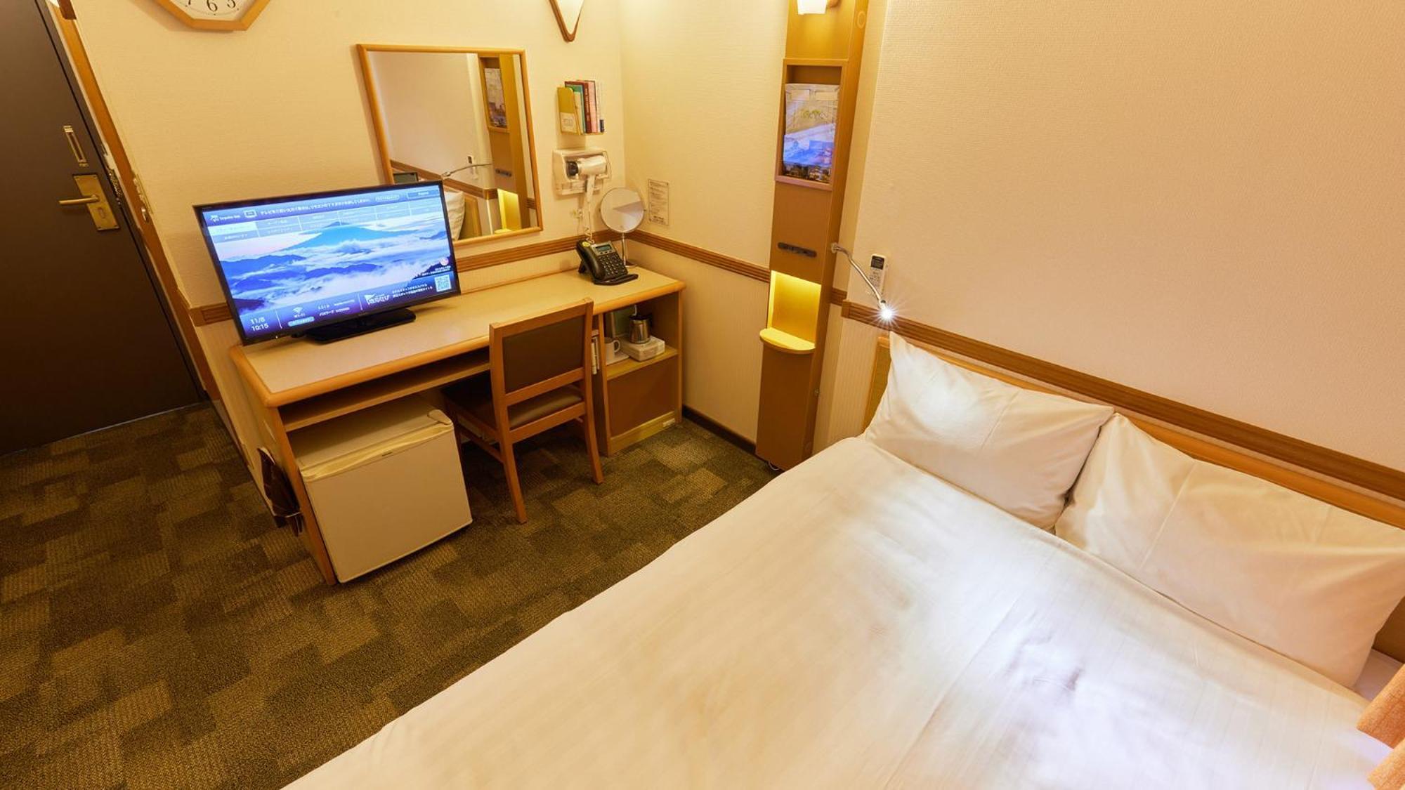 Toyoko Inn Yokohama-Sen Fuchinobe-Eki Minami-Guchi Sagamihara Room photo