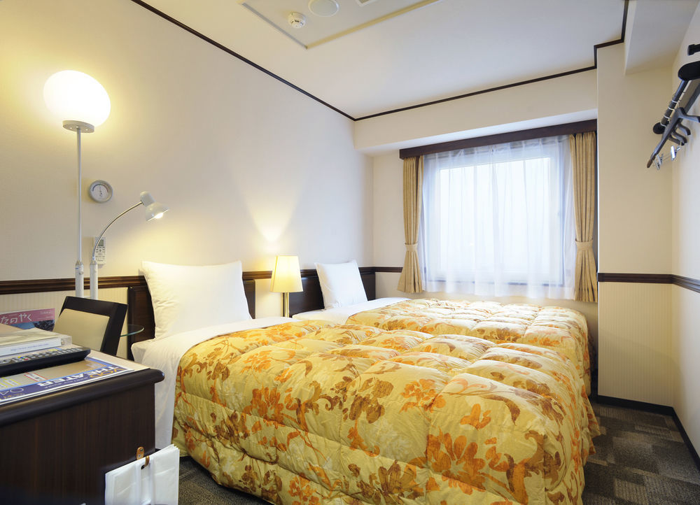 Toyoko Inn Yokohama-Sen Fuchinobe-Eki Minami-Guchi Sagamihara Exterior photo